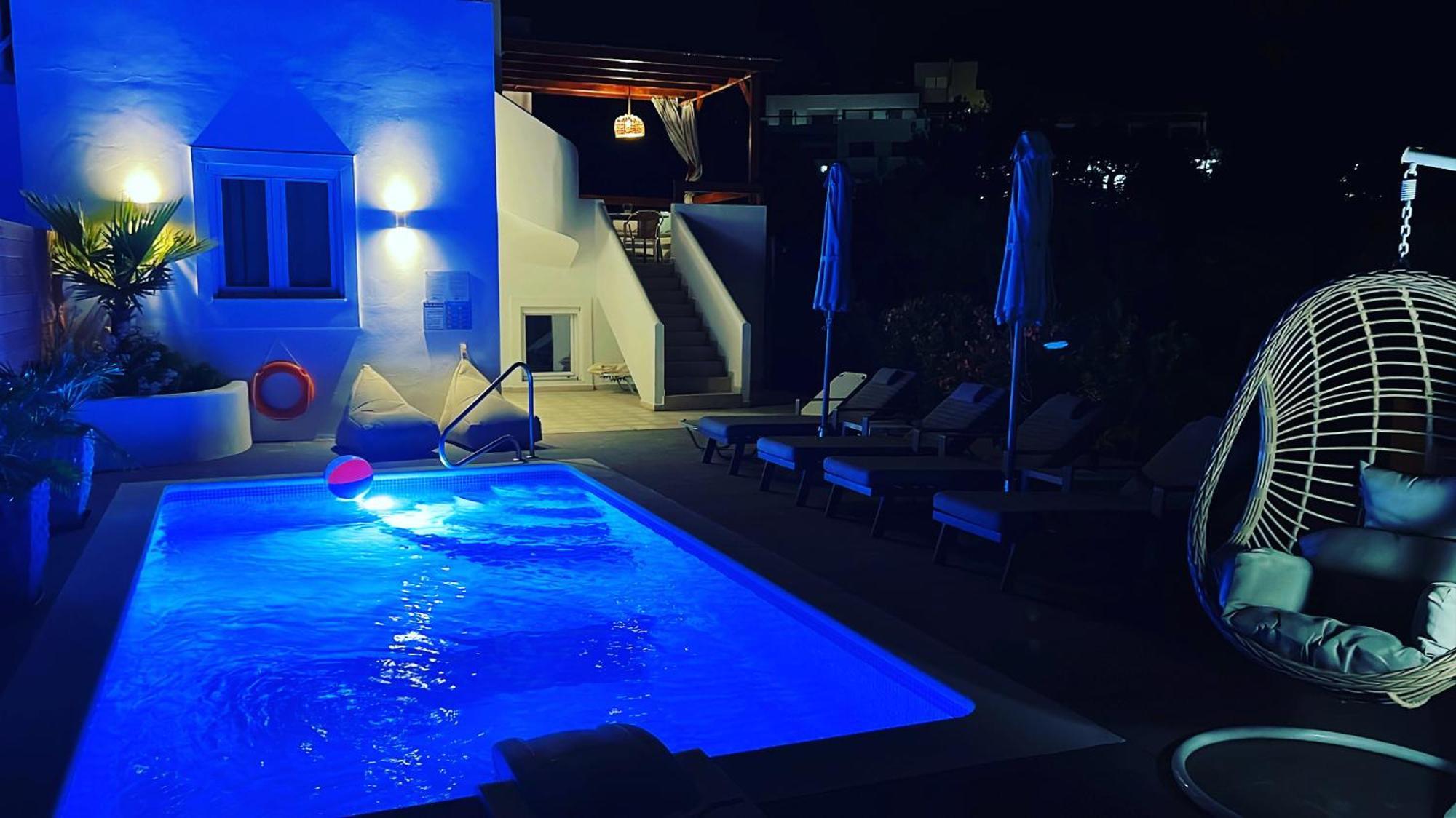Milos Complex Ferienhaus