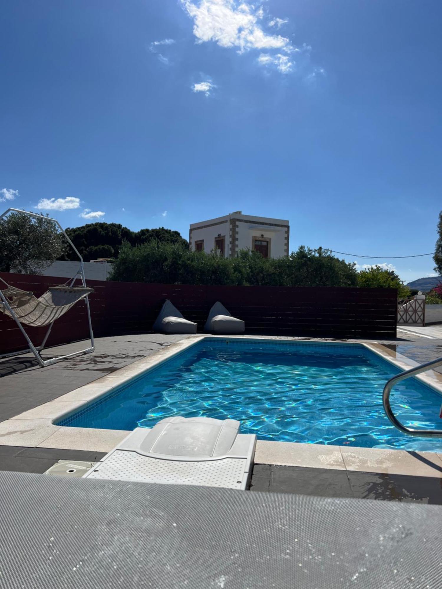 Milos Complex Ferienhaus Pefki