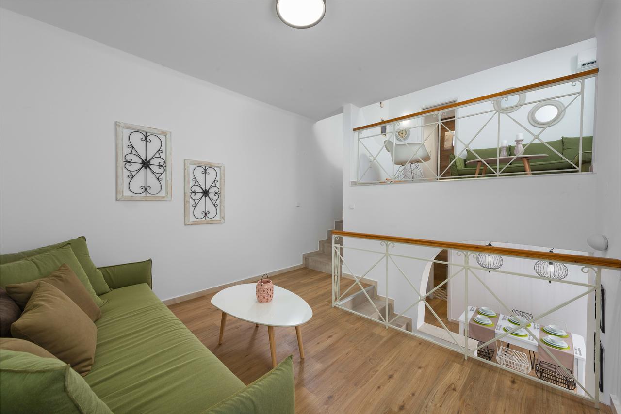 Milos Complex Ferienhaus *